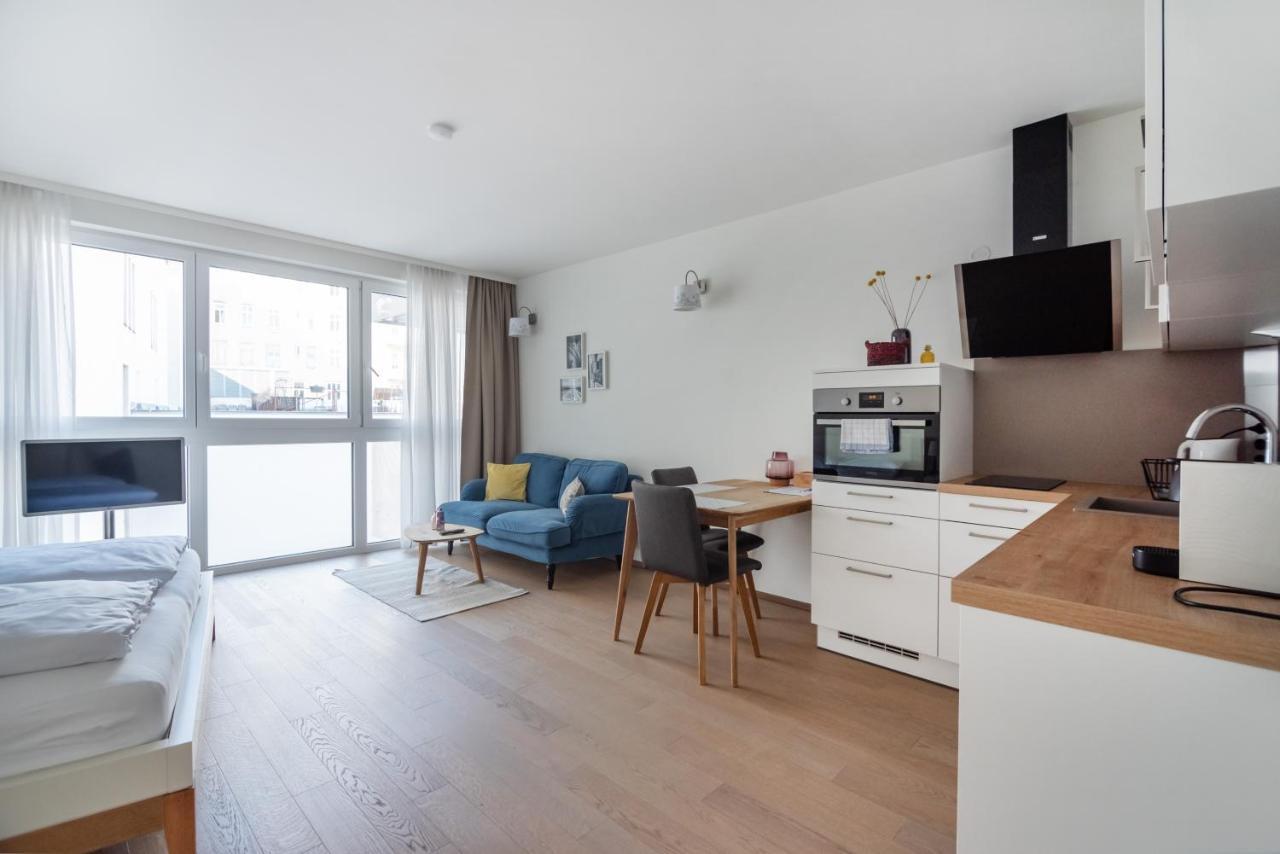 Quiet And Cozy Next To Mariahilfer Strasse And Naschmarkt With Ac, Minimum 30 Nights Apartment Vienna